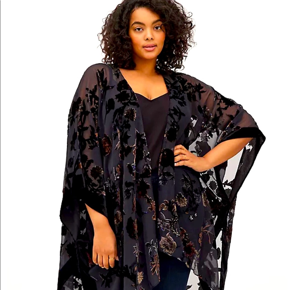 Torrid One Size Black Burnout Kimono NWT